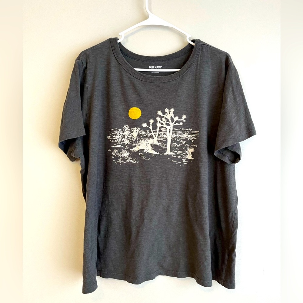 Old Navy Tee